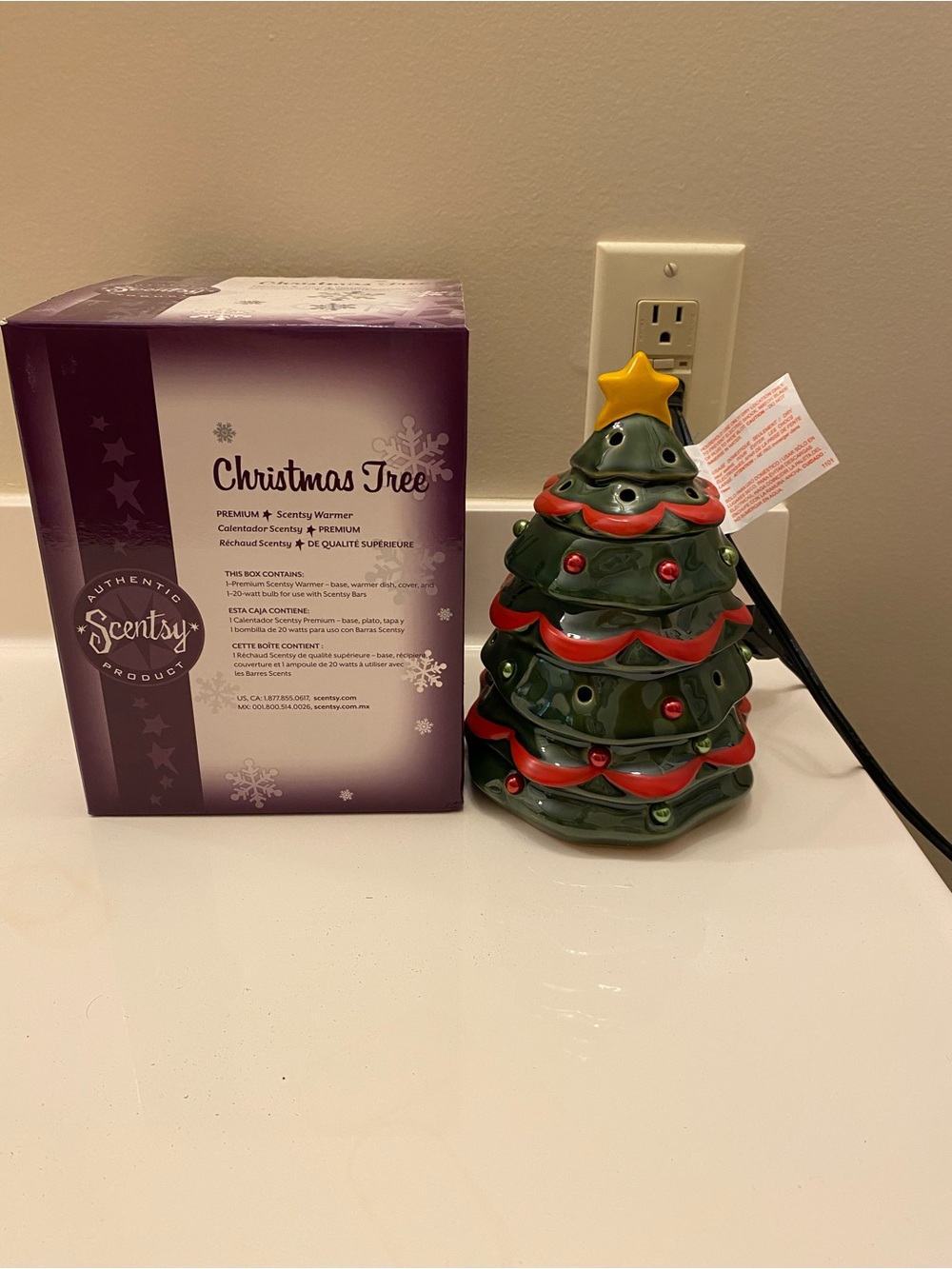 Scentsy Christmas Tree Premium Warmer Holiday Collection Wax Warmer RETIRED